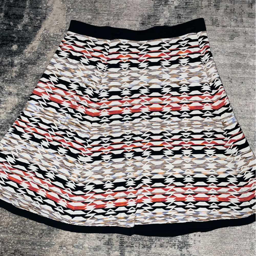 Nanette Laporte Women’s A Line Knit Skirt. Knee length.